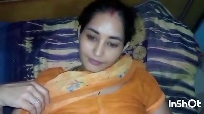 Desi hookup of Indian insatiable girl, hottest banging hook-up position, Indian hardcore video in hindi audio