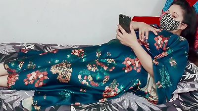 Step step-brother caught his stepsister witnessing porn movie and had hump with her stepsister