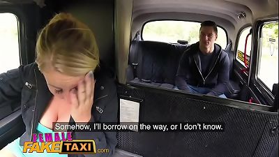 lady fake taxi steaming ash-blonde sucks and screws Czech cock in cab