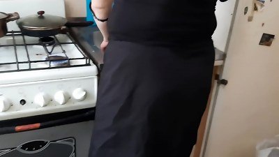 While my stepmom is cooking dinner my gf gobbles my cunt - sapphic Illusion damsels