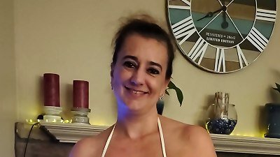 Slutwife gets poon filled with penis while hubby is out