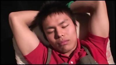 [Full ver. is available only for membership and direct release*1]Makoto Kindo works part-time at a book-buying store. He was supposed to assess books... 01-06-0146-01