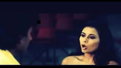 Indian Actress Rani Mukerji bare phat baps revealed in Indian video