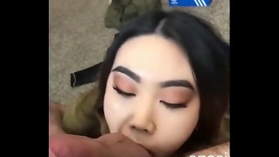 fledgling korean does professional blowjob - ezasians.com