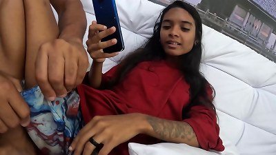 Carioca arrives and prepares to get ready at Ted's house