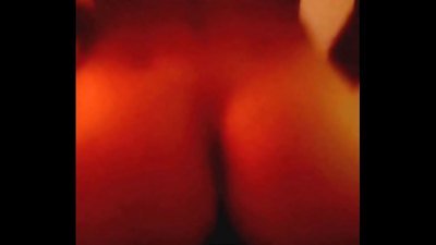 Novinha universit&aacute;ria quicando gostoso