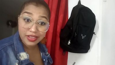 I come from the street tired, I walk a lot, I need someone who wants to take me to work every day!!