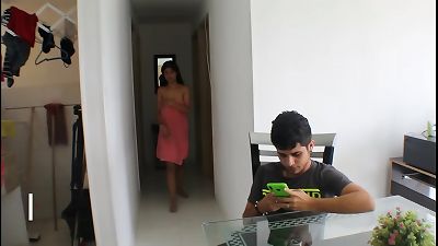 I enjoy IT WHEN MY sis RUNS OUT OF A TOWEL SPANISH porno